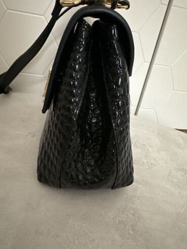 сумка miu miu: Продаю красивую сумочку, в хорошем качестве и отличном состоянии — 3