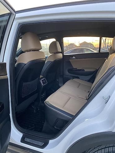 рендж ровер спорт: Kia Sportage: 2021 г., 2 л, Автомат, Бензин, Кроссовер — 10