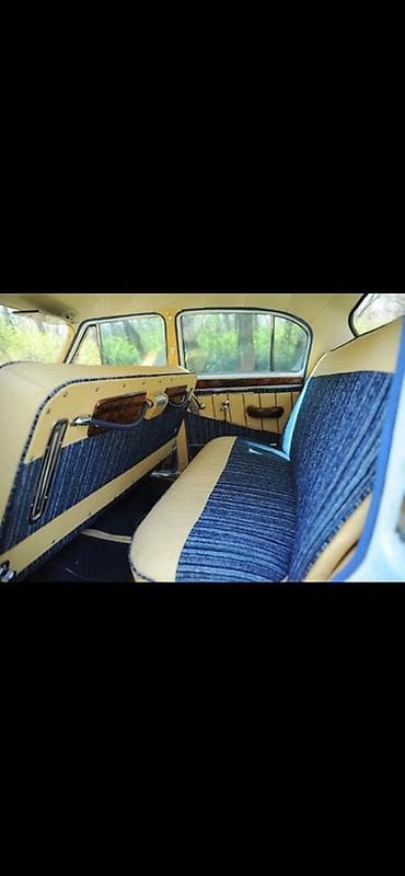 lada 2101: ГАЗ 21 Volga: 1990 г., Седан — 4