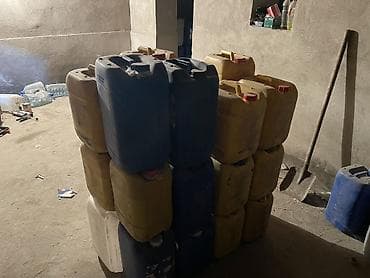 литровые пластиковые бутылки: Канистра 30 л, Самовывоз — 3