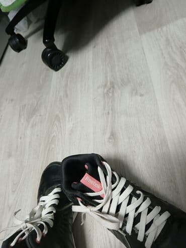 обувь для охоты: Сапожки новые утеплённые, (кожа-замша), 38р. 1290с.; 2-е - — 10