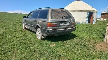 volkswagen passat автомобиль: Volkswagen Passat: 1992 г., 1.8 л, Механика, Седан — 4