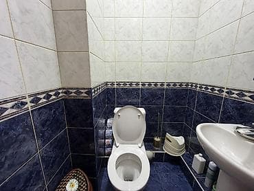 Недвижимость: 2 комнаты, 65 м², Элитка, Золотой квадрат Элитка, 1 этаж — 8