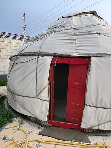 Юрта с традиционным каркасом - Тип: разборная юрта круглой формы -