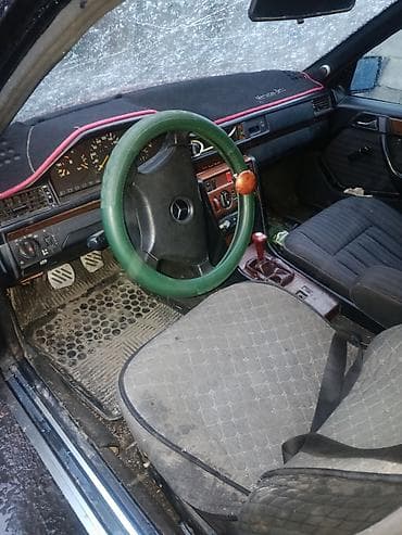 обмен степ: Mercedes-Benz W124: 1992 г., 2.3 л, Механика, Бензин, Седан — 6