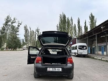 lexus rx 2009: Volkswagen Golf: 1998 г., 1.6 л, Механика, Бензин, Хэтчбэк — 10