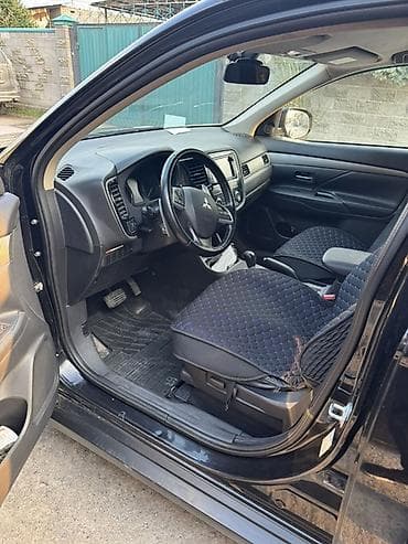Продажа авто: Mitsubishi Outlander: 2013 г., 2.4 л, Автомат, Бензин, Кроссовер — 9