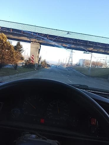 машины на вариант: Mazda 626: 1991 г., 2 л, Ручные, Бензин, Лифтбек — 6