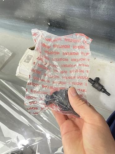 coroll: Помпа Toyota 2006 г. — 2