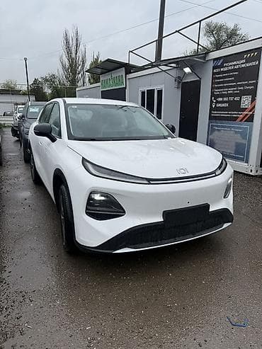 20 лет: Changan Qiyuan Q05: 2026 г., Электромобиль, Кроссовер — 2