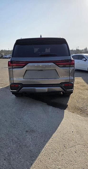 лехсус 700: Lexus LX: 2025 г., 3.5 л, Бензин, Внедорожник — 2
