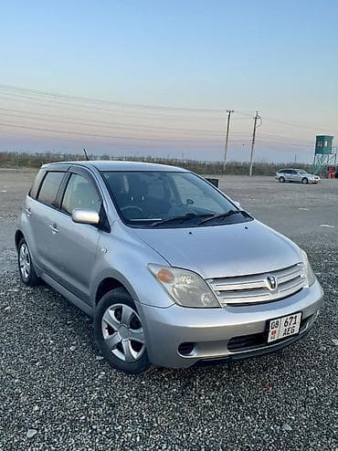 Транспорт: Toyota Ist: 2002 г., 1.3 л, Автомат, Бензин, Хетчбек — 1