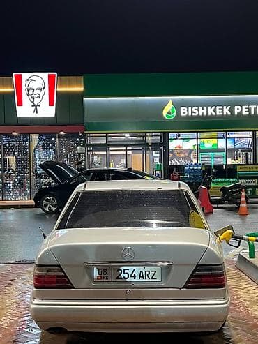 новый гелик: Mercedes-Benz W124: 1994 г., 3.2 л, Автомат, Бензин, Седан — 1