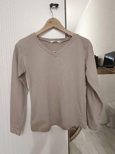 second hand: Кофточки выход по 1 разу. Состояние отличное. Размер S. Цена за каждую — 2