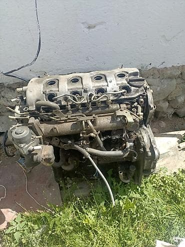 купить картины в бишкеке: Дизельный Nissan 2002 г., 2.2 л, Б/у, Оригинал, Япония — 1