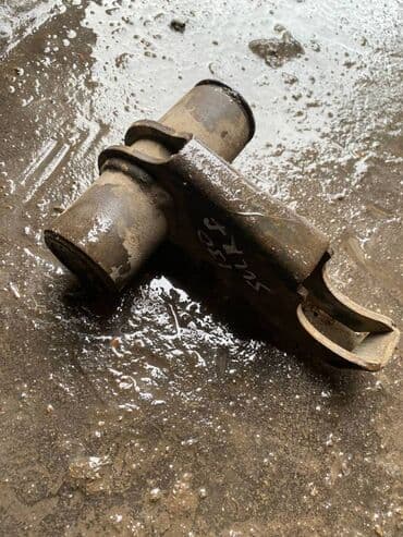 запчасти на тойота калдина в бишкеке: Toyota Surf 130 ухо, Тойота Сюрф 130 ухо. Ухо на торсионный болт — 1