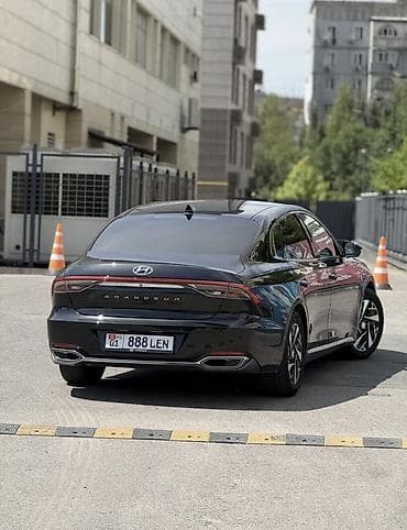 набор ачкыч: Hyundai Grandeur: 2021 г., 2.4 л, Автомат, Гибрид, Седан — 7
