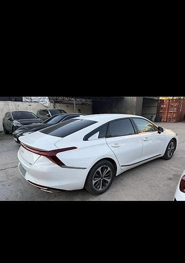 gac s9: Kia K8: 2021 г., Автомат, Газ, Лифтбек — 9