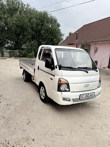 2 gz: Hyundai Porter: 2013 г., Механика, Универсал — 2
