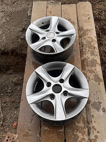 Шиналар жана дисктер: Куйма Дисктер R 14 Vossen, тешиктери - 10, Колдонулган — 1