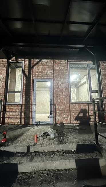 производители кухонной мебели: Алюминиевое окно на заказ, Декоративные особенности: Другие особенности, Без рассрочки — 1