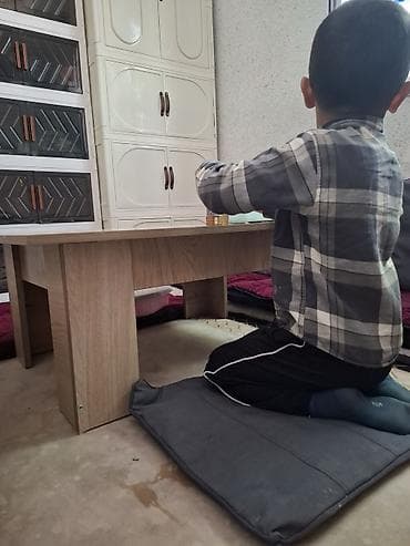 study table: Детский стол, ЛДСП — 2
