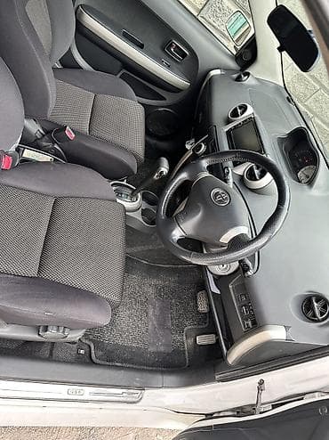 помпа ист: Toyota Ist: 2002 г., 1.5 л, Автомат, Бензин, Хэтчбэк — 6