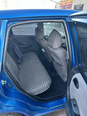 гольф фит: Honda Fit: 2003 г., 1.3 л, Автомат, Бензин, Хэтчбэк — 5