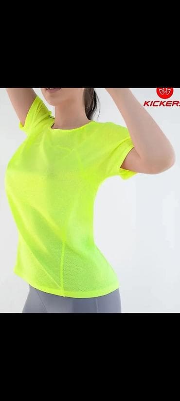 essentials: Вот такая вот в наличии шикарная неоновая футболочка салатового цвета — 1