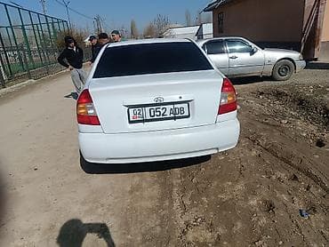 bmw ф90: Hyundai Accent: 2000 г., 1.3 л, Автомат, Бензин, Седан — 2