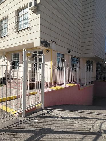 Кеңселерди сатуу 35 м², Ремонту бар, Эмереги менен, Көп кабаттуу имарат, Жертөлө кабаты кабат lalafo.kg да Кеңселерди сатуу 35 м², Ремонту бар, Эмереги менен, Көп кабаттуу имарат, Жертөлө кабаты кабат