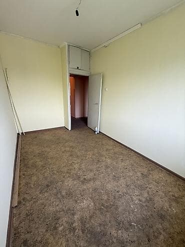 беловодскии: 3 комнаты, 63 м², 105 серия, 5 этаж, Требуется ремонт — 9