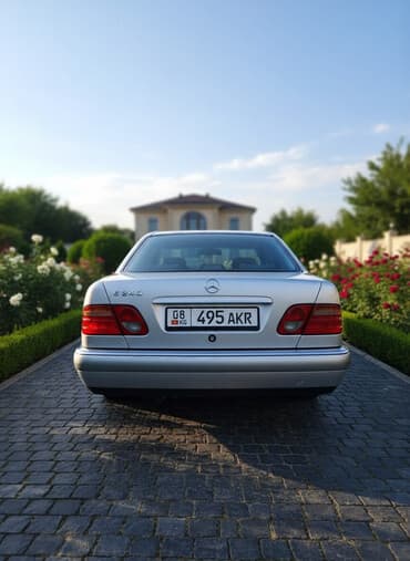 купить грузовой автомобиль с манипулятором бу: Mercedes-Benz E-Class: 1998 г., 2.4 л, Механика, Бензиновая, Седан — 2