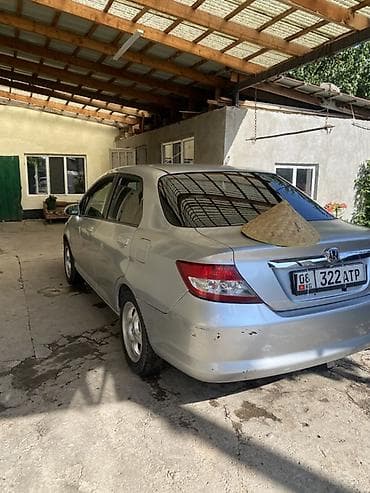 Транспорт: Honda Fit Aria: 2003 г., 1.3 л — 5