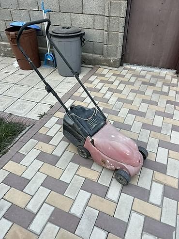 Декор для дома и сада: Электрическая газонокосилка с травосборником Основные характеристики — 1