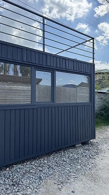 дом из дерева переносной: Модульное здание с эксплуатируемой кровлей и наружной лестницей для — 5