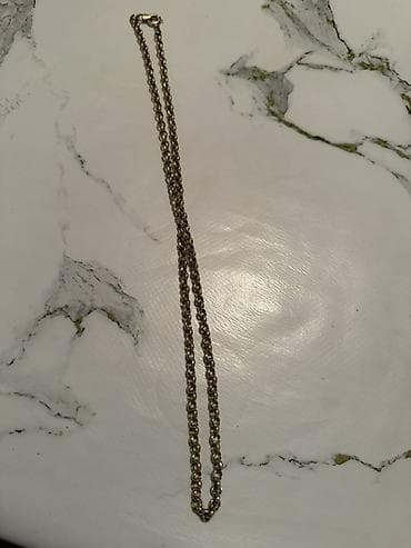 Личные вещи: Цепь Шопард 55см
Жёлтый золото 585
Срочно продам за грамм 8500сом — 2