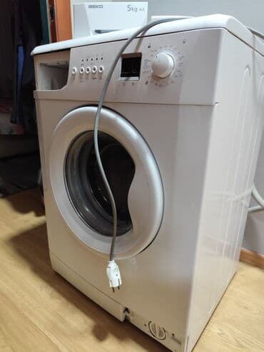 авто бувер: Стиральная машина Beko, Б/у, Автомат, До 5 кг, Полноразмерная — 1