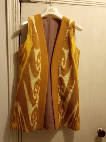 спортивное оборудование: Продаю жилетку новую размер 44-46. Индивидуальный пошив. Цена 500 сом — 1