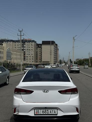 crown 2018: Hyundai Sonata: 2018 г., Седан — 4
