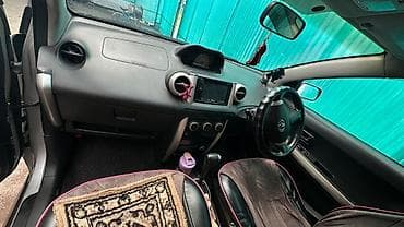 Унаа сатуу: Toyota Ist: 2002 г., Автомат, Бензин, Хетчбек — 1