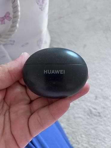 e96a hoco: Беспроводные наушники Huawei (вакуумные) с зарядным кейсом — 2