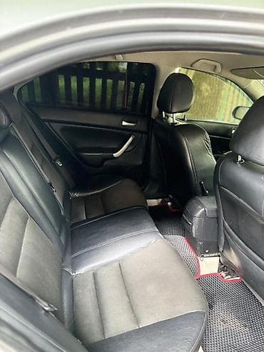Honda Accord: 2004 г., Седан — 4