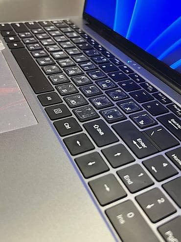 💻 Продаю мощный ноутбук DERE i9 / 16GB / 1TB SSD Продаю ноутбук в