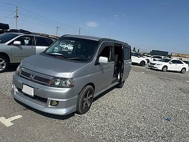 каробка на степ: Honda Stepwgn: 2003 г., 2 л, Минивэн — 3