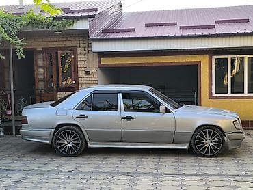 бампера мерс 124: Mercedes-Benz W124: 1995 г., 2.2 л, Механика, Бензин, Седан — 1