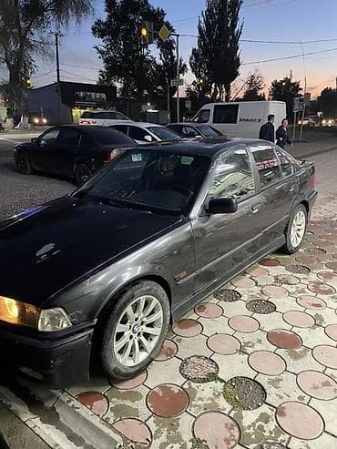 2 9 тди: BMW 3 series: 1992 г., 2.5 л, Кол менен иштөөчү, Седан — 3