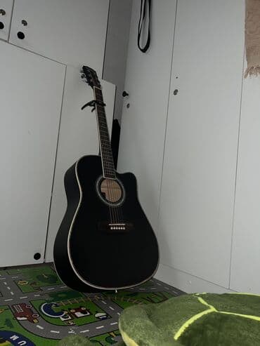 музыкальные инструмент: Продаю Гитару как новый Купил Месяц назад новый сам играл В комплекте — 2