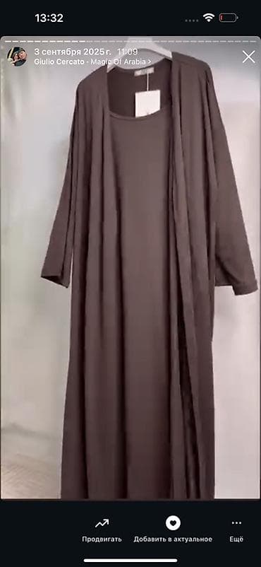 samsung galaxy fold2: Платье-комплект «стандарт»: приталенное макси-платье на тонких — 3