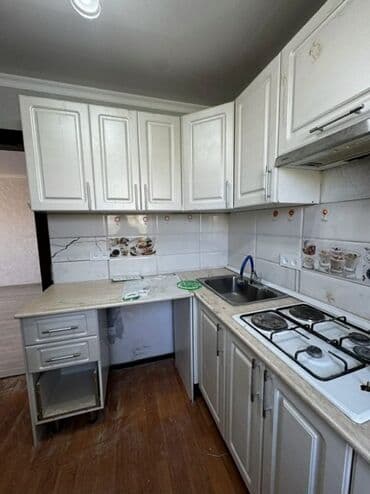 продаю 2х ком кв бишкеке без ремонта токтогул ткрусбекова: 2 комнаты, 42 м², Хрущевка, 4 этаж, Евроремонт — 5